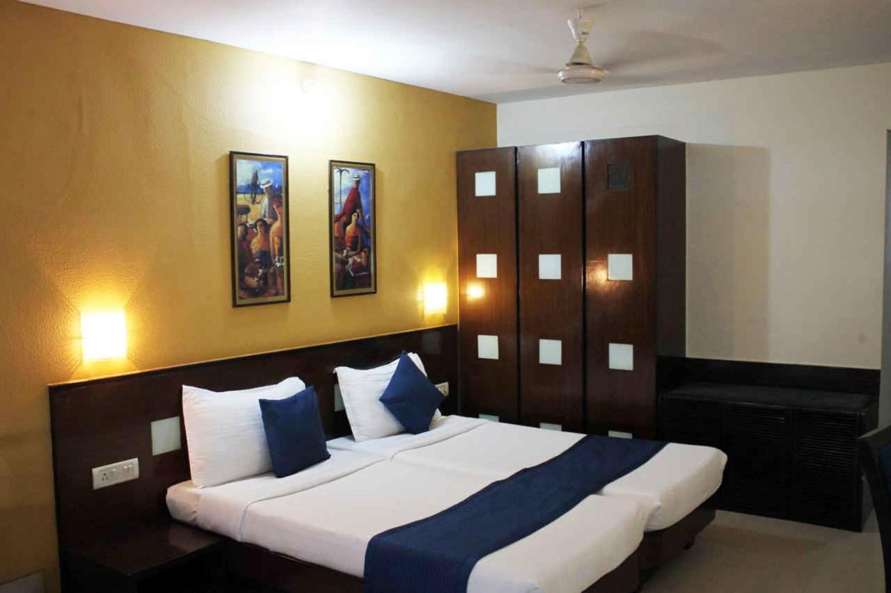 Sukh Hotel Βομβάη Εξωτερικό φωτογραφία