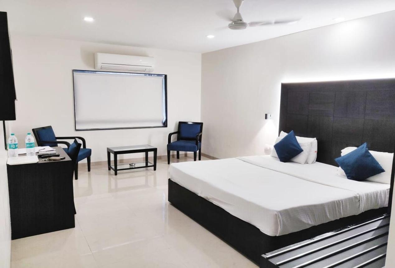 Sukh Hotel Βομβάη Εξωτερικό φωτογραφία