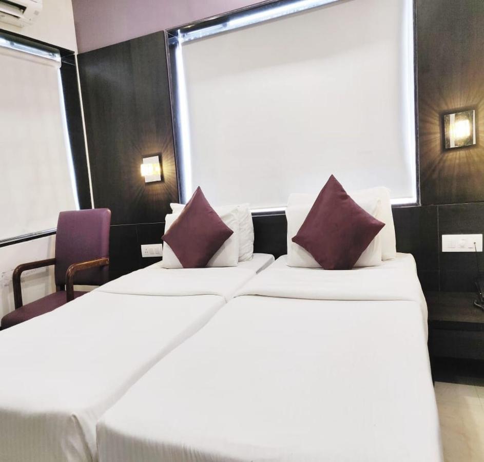 Sukh Hotel Βομβάη Εξωτερικό φωτογραφία