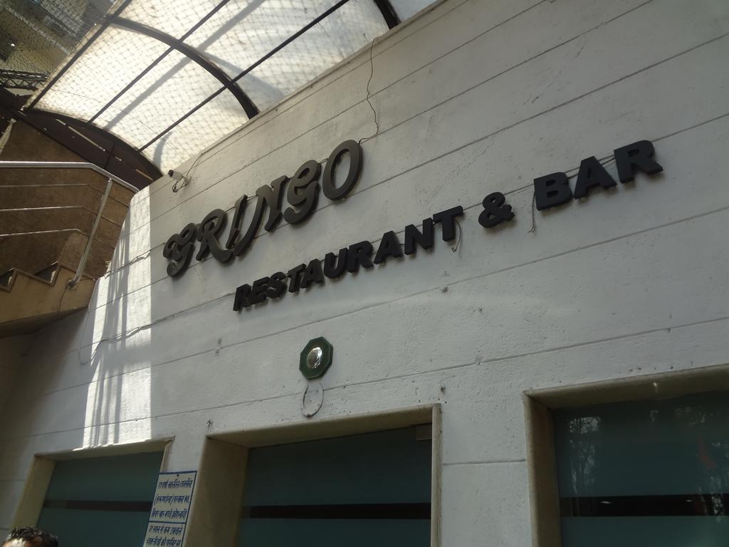 Sukh Hotel Βομβάη Εξωτερικό φωτογραφία