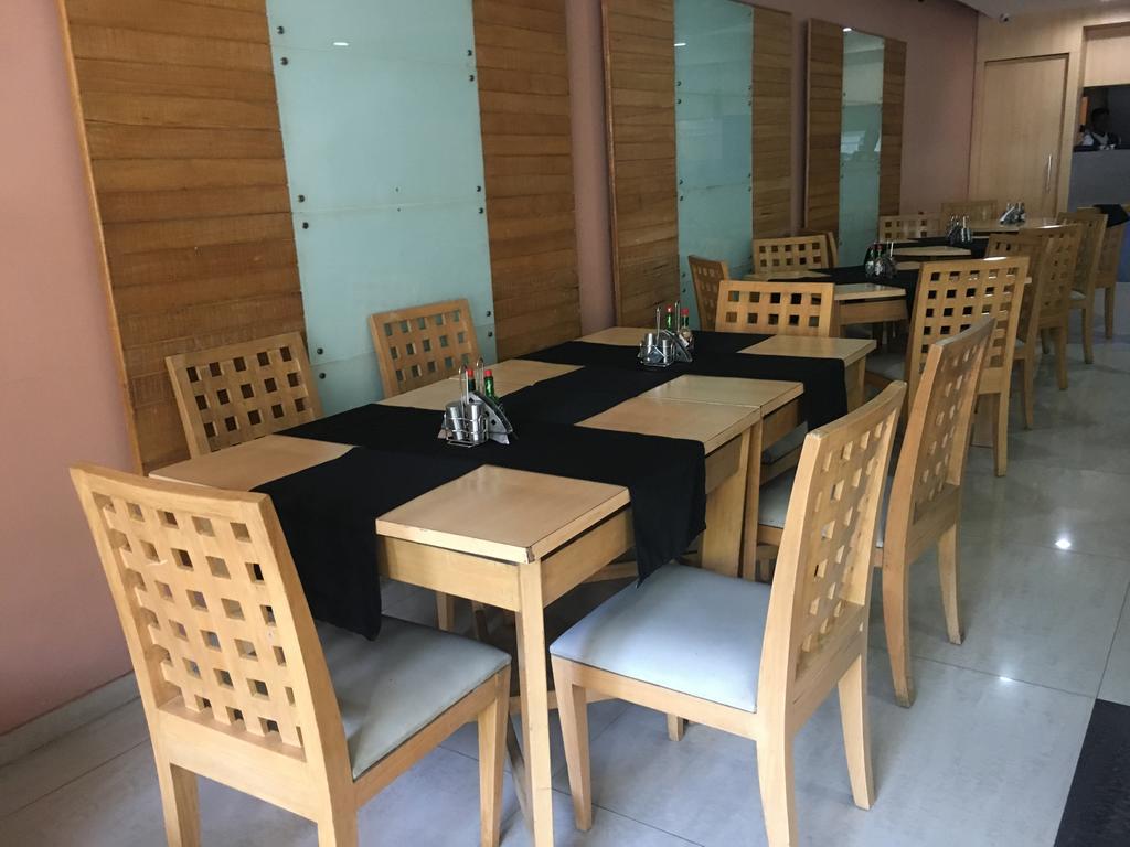 Sukh Hotel Βομβάη Εξωτερικό φωτογραφία