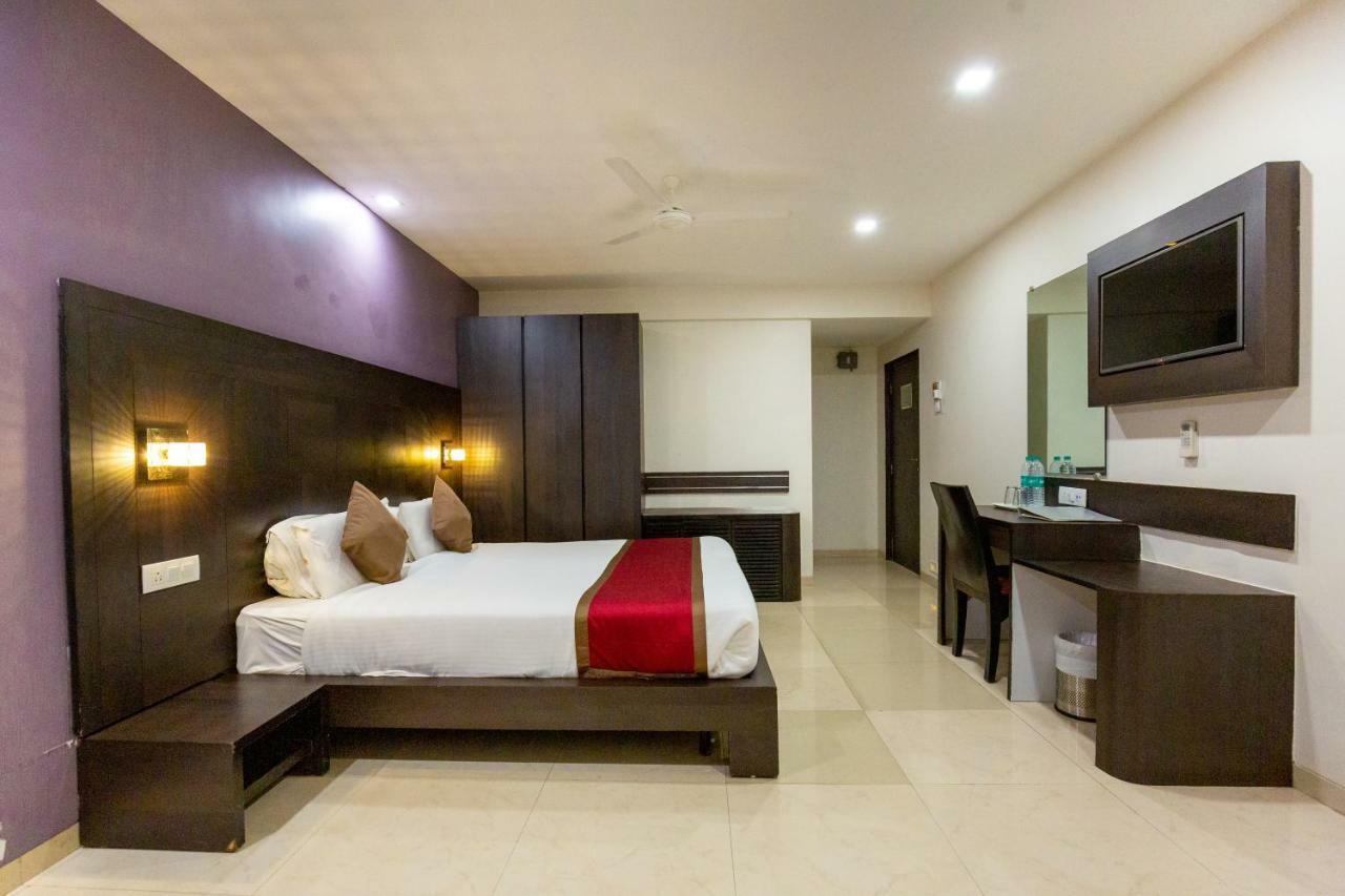 Sukh Hotel Βομβάη Εξωτερικό φωτογραφία
