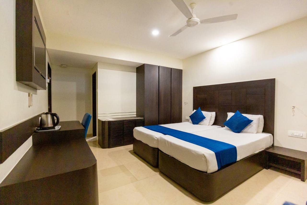 Sukh Hotel Βομβάη Εξωτερικό φωτογραφία