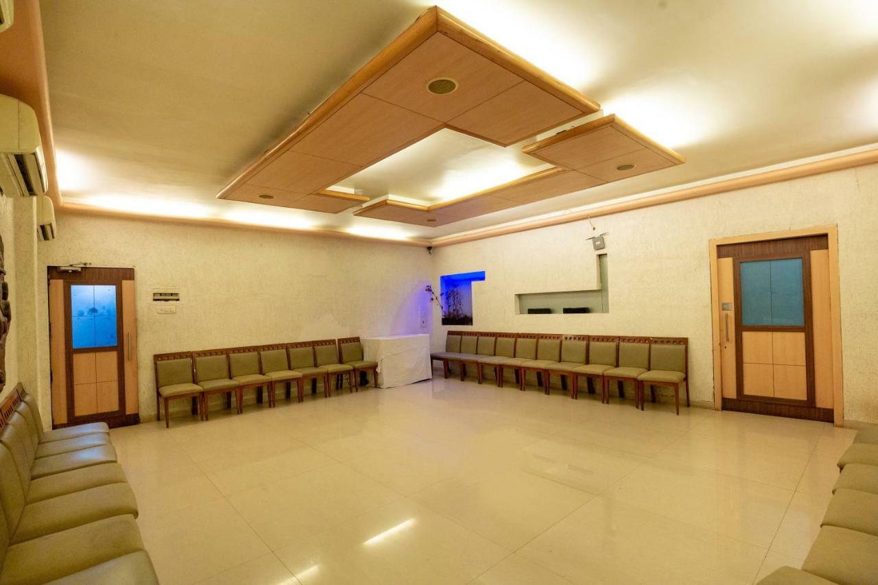 Sukh Hotel Βομβάη Εξωτερικό φωτογραφία