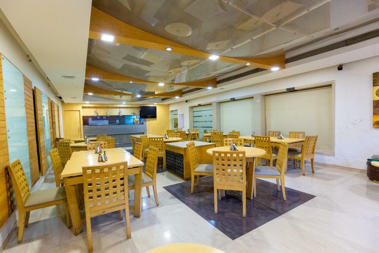 Sukh Hotel Βομβάη Εξωτερικό φωτογραφία
